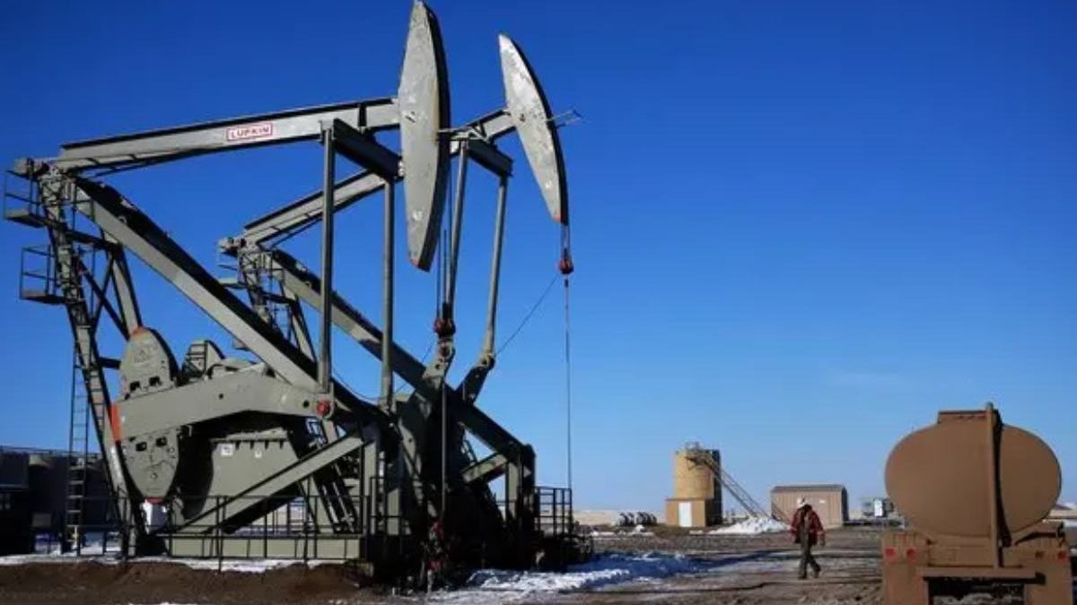 Oil prices rise on Tightening Crude Supply